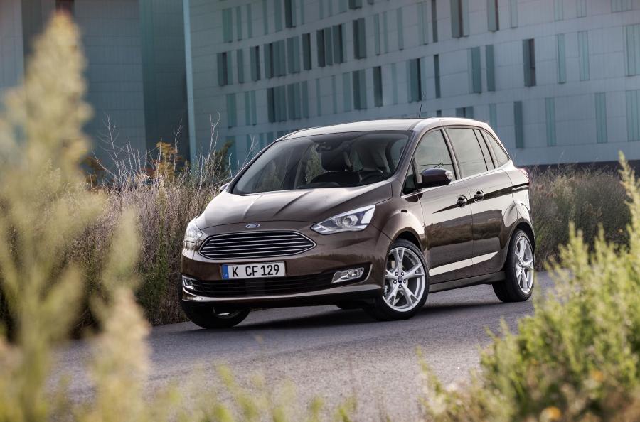  Ford Grand C-Max 2015 года  (фото 15 из 19)